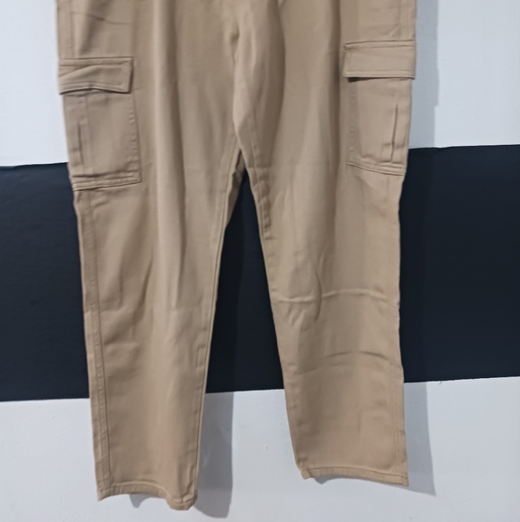 NEW Manfinity Men Khaki Nude Cargo Pants - Picture 3 of 11